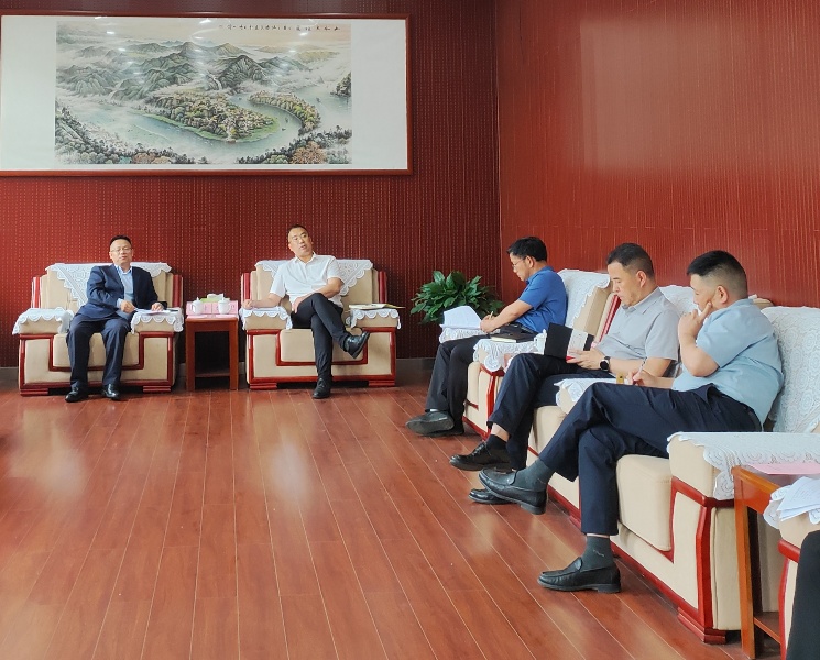 安物投公司赴旬陽市政府拜會(huì)旬陽市常務(wù)副市長(zhǎng)劉仁衛(wèi)，舉行工作座談